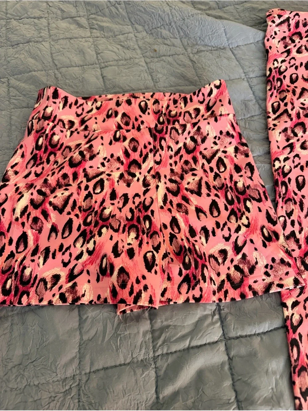 Bloch Pink Leopard Print Leggings and Shorts Girls Size 14